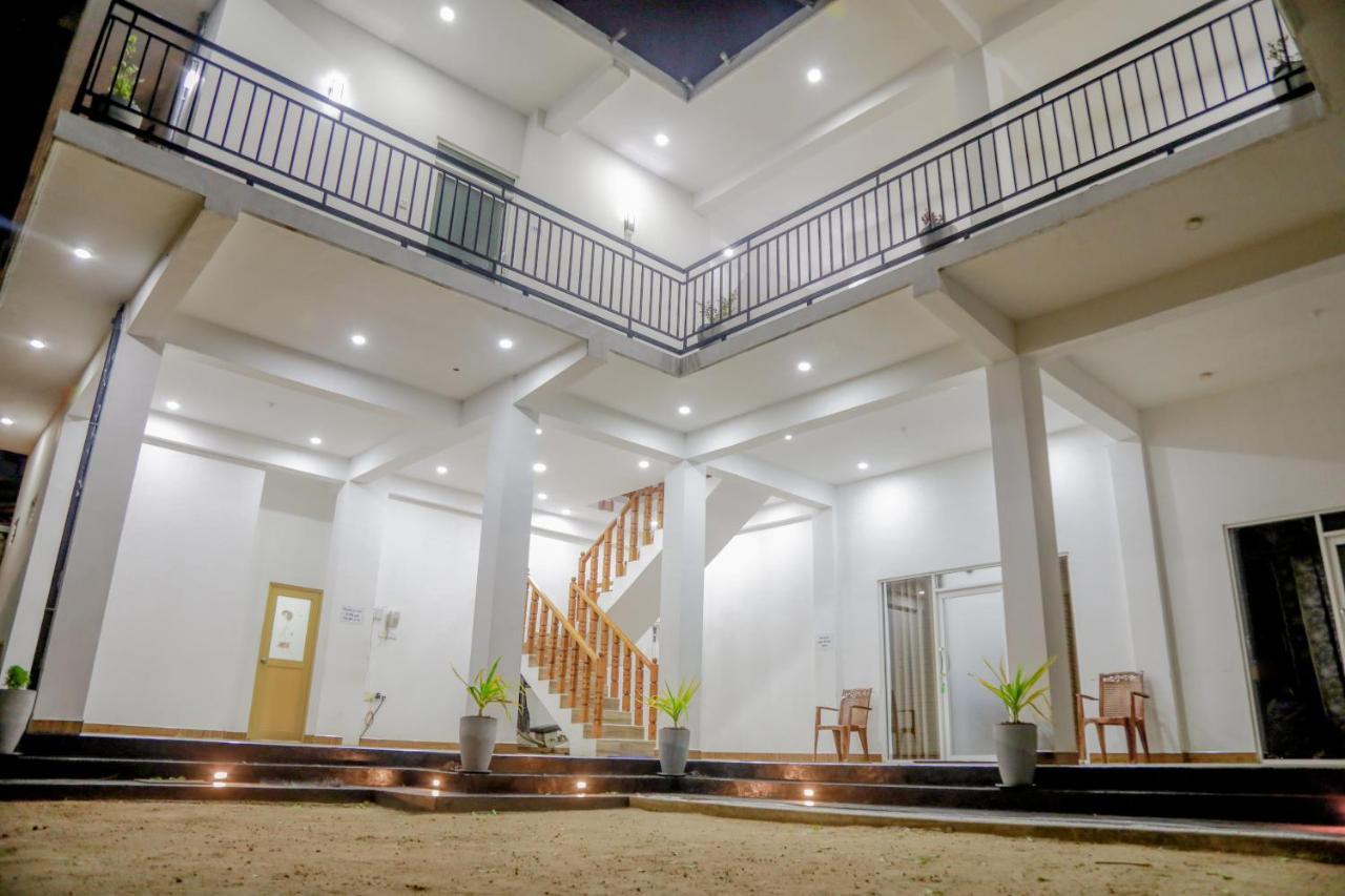 Araliya Lagoon Park Resort Negombo Exterior foto