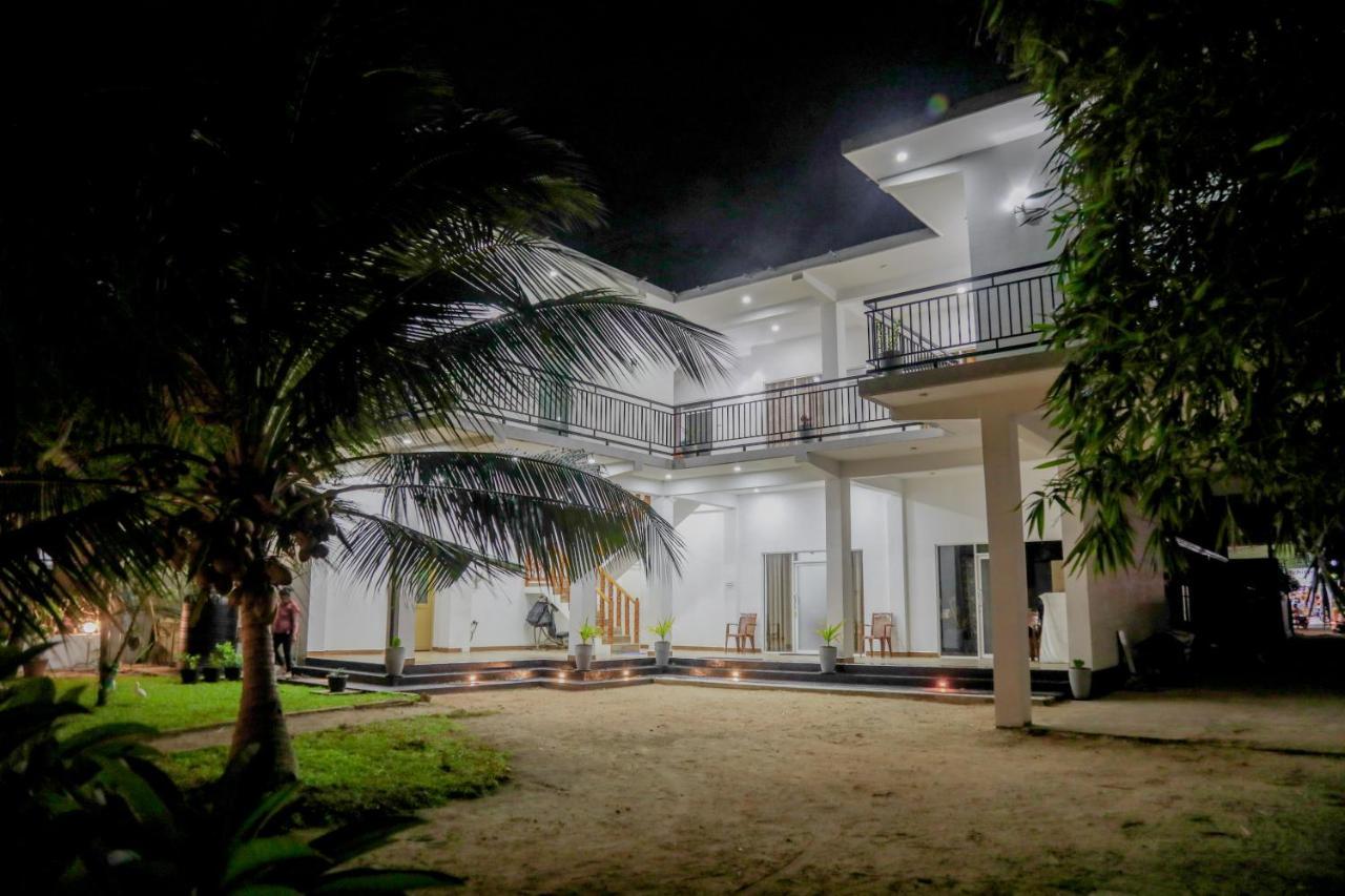 Araliya Lagoon Park Resort Negombo Exterior foto