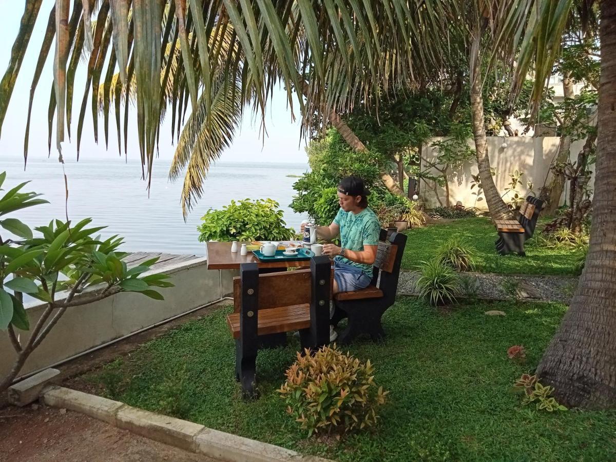 Araliya Lagoon Park Resort Negombo Exterior foto